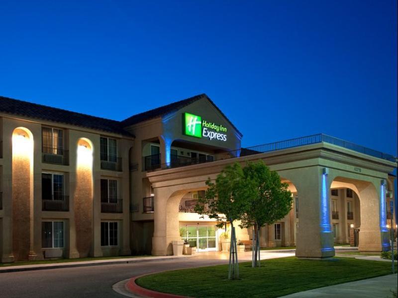 Holiday Inn Express Lancaster Exterior foto